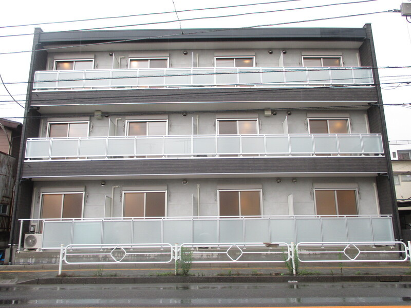 サードロック立川の外観