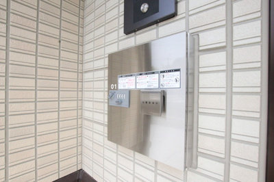 宅配ボックス