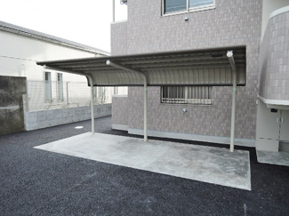 駐輪場　屋根付き