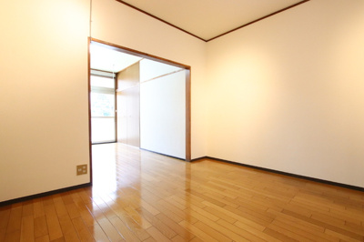別のお部屋の写真となりますのでご参考までに。