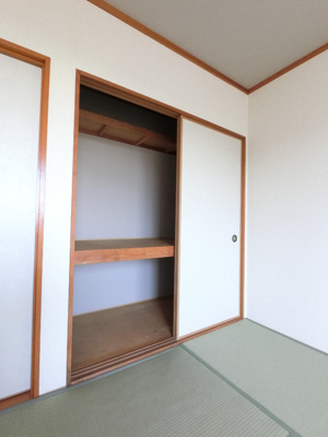 和室の押入れ収納