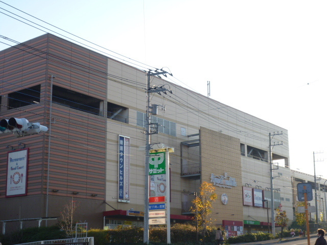 綾瀬タウンヒルズＳＣまで1700ｍ