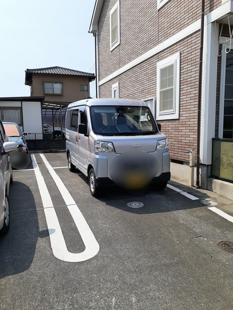 イルマーレ　Ａの駐車場