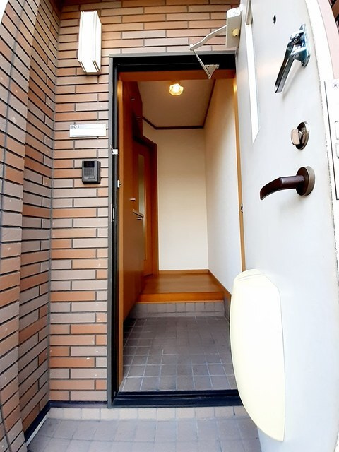 イルマーレ　Ａの玄関