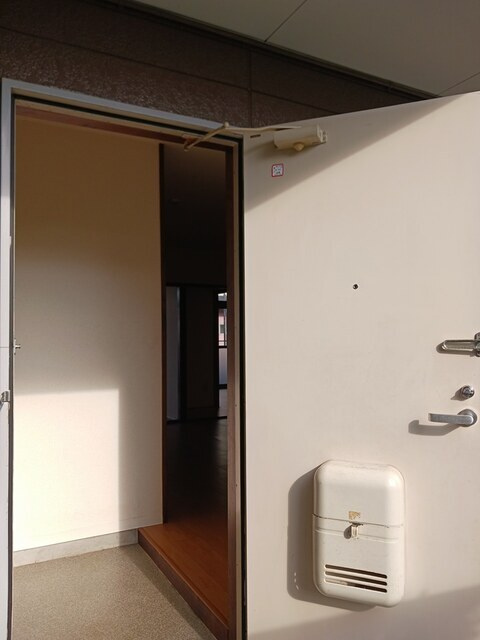 和希チヨダの玄関