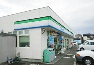 プリートカーサの周辺|その他「ファミリーマート三島中島店まで500m」