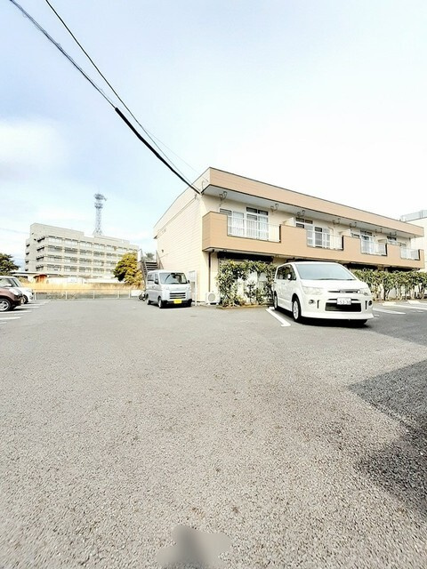 シティハイツ花崎の駐車場
