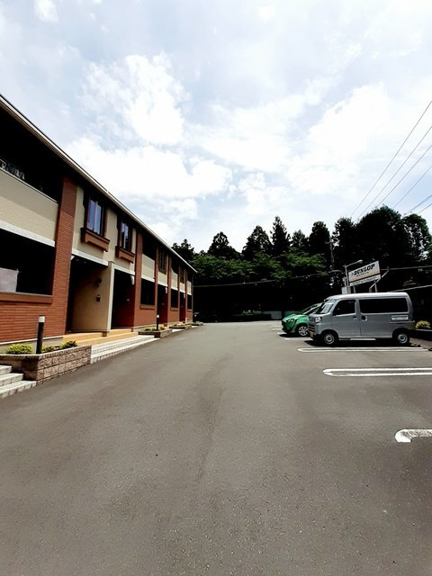 エムティーハイツⅠの駐車場