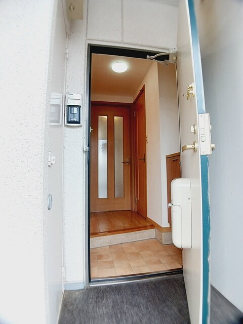 フラン淀川の玄関