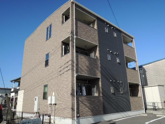カミヤの外観