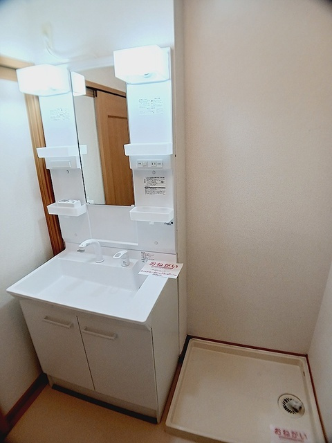 エテルノＡの洗面所