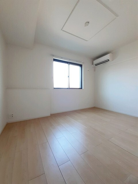 ＭＡＲＵ　Ａの内装