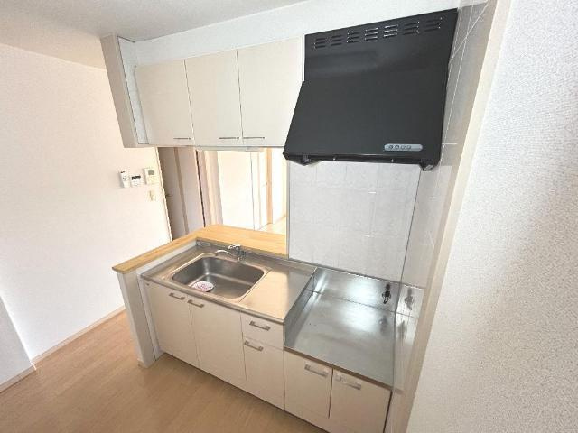 ＬＥ　ＭＩＲＡＧＥ（レ　ミラージ）のキッチン|キッチン