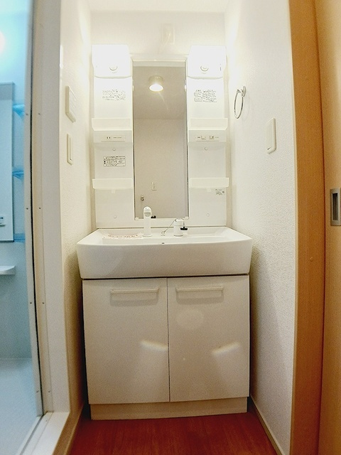 シャンドコリーヌの洗面所