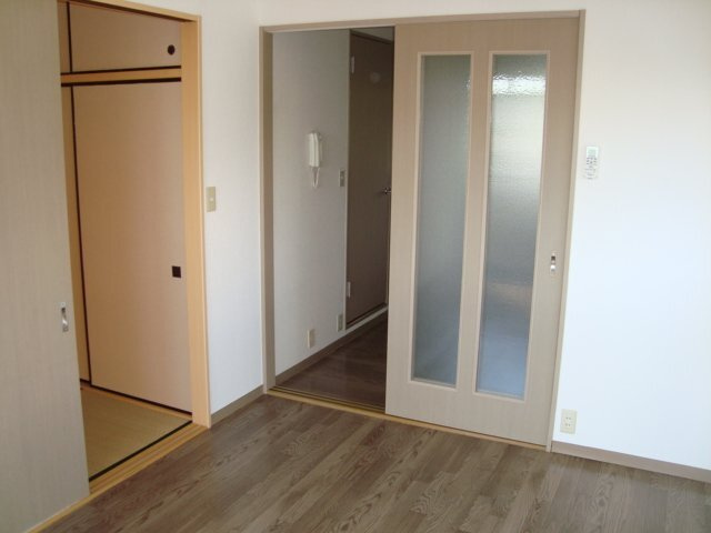 ダンサプリメーロの内装|洋室