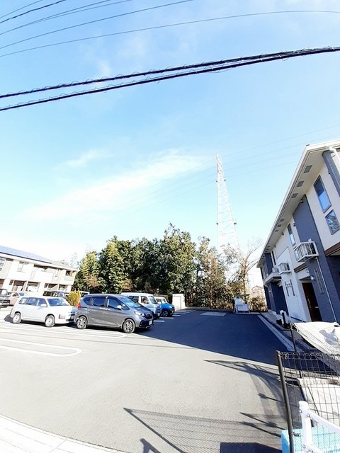 プティットフルールⅡの駐車場