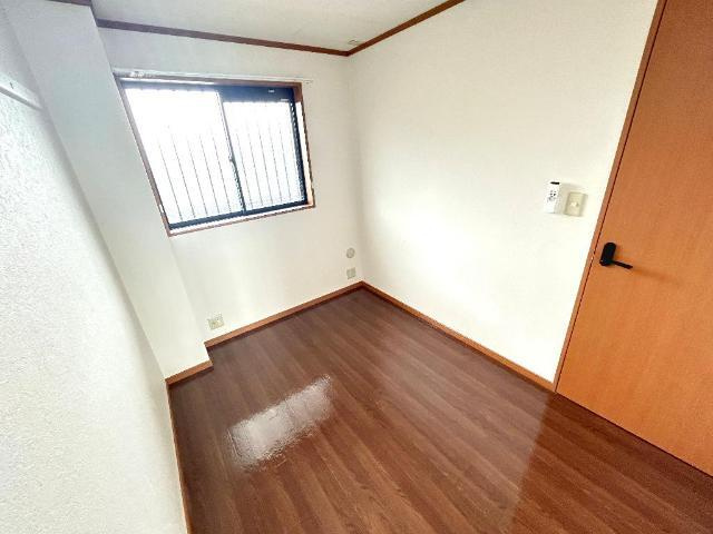 フローリッシュ若宮の内装|洋室