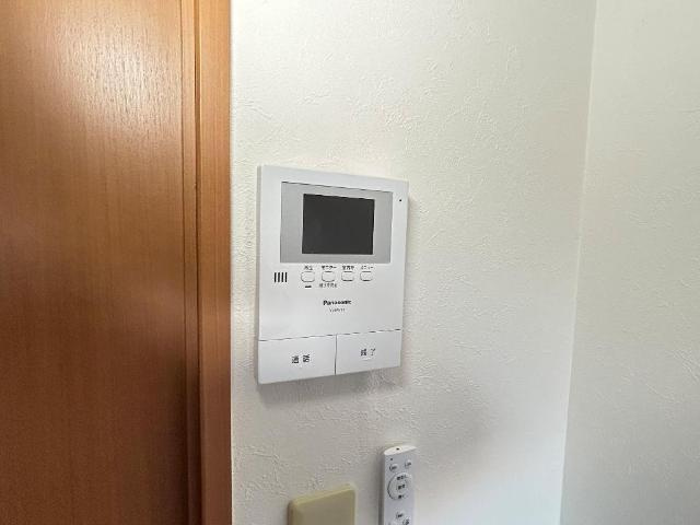ボナールＢの内装|カメラ付インターホン