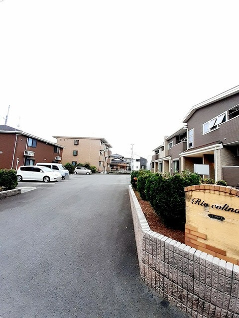リオコリーナの駐車場