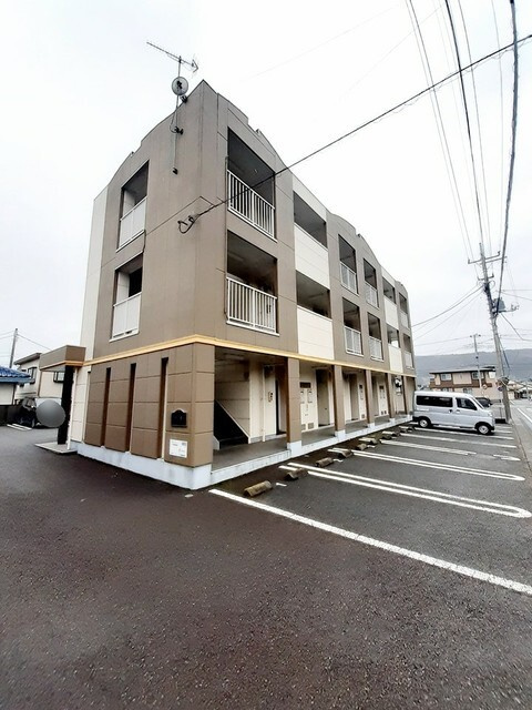 フラン淀川の駐車場