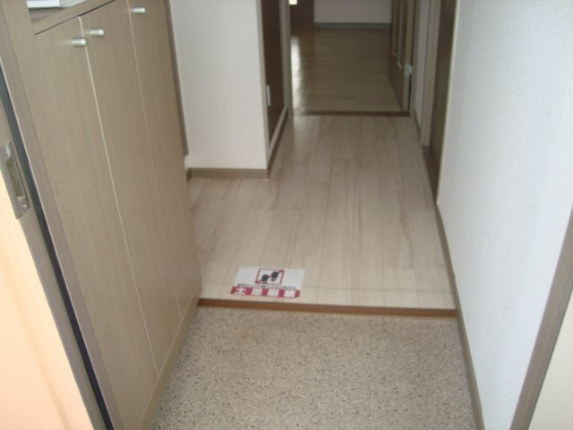 エトワール横割の玄関|玄関