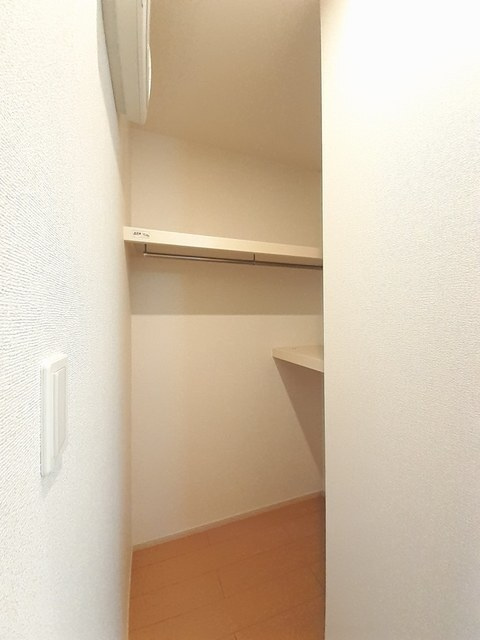 サニーレジデンスＢの収納