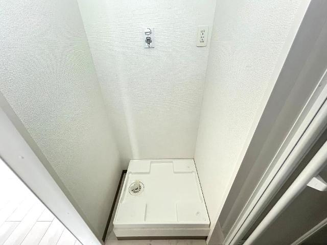 フルージュのその他|洗濯機置場
