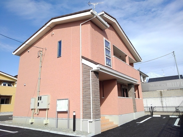 オリーブ弐番館の外観