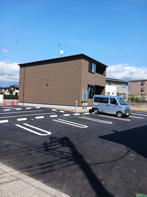 ガーデン　ハウス　イナバ　Ⅱの駐車場