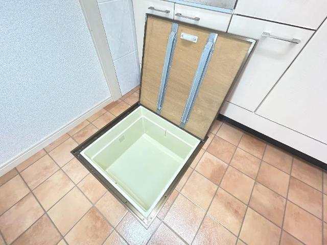 ＬＥ　ＭＩＲＡＧＥ（レ　ミラージ）の収納|床下収納