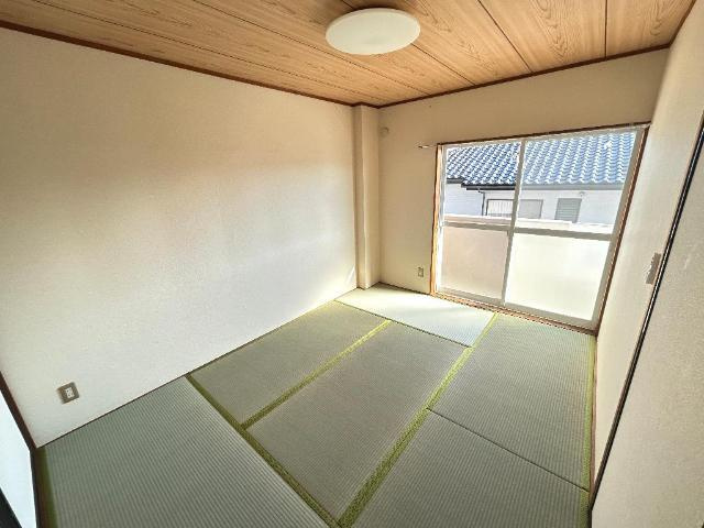 サンシャイン石敷の内装|和室