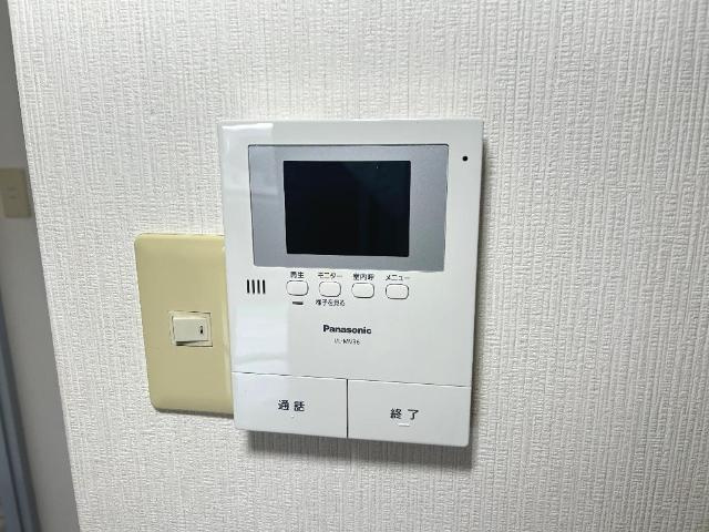 サンシャイン石敷の内装|カメラ付インターホン