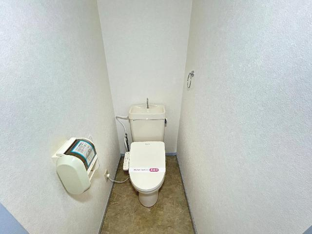 サンシャイン石敷のトイレ|シャワー付トイレ