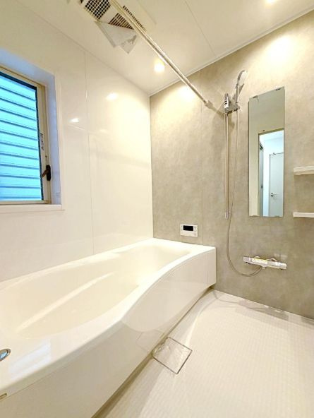 藤沢市片瀬2丁目　中古戸建の浴室|日々の暮らしに欠かせないお風呂です