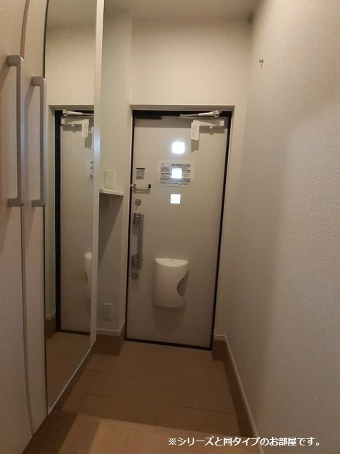 エスペランサ　俊の玄関