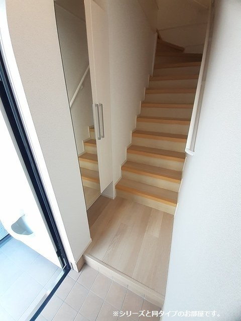 エスペランサ　俊の玄関