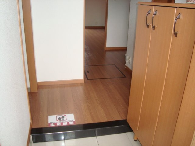 中宿ベースの玄関|玄関