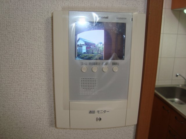 中宿ベースの内装|カメラ付インターホン