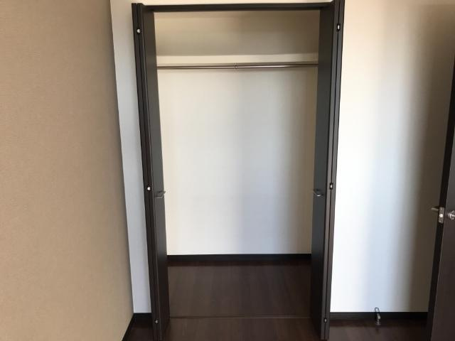 出口ベースの収納|クローゼット