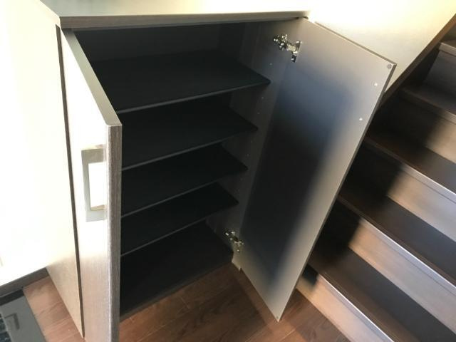 出口ベースの収納|下駄箱