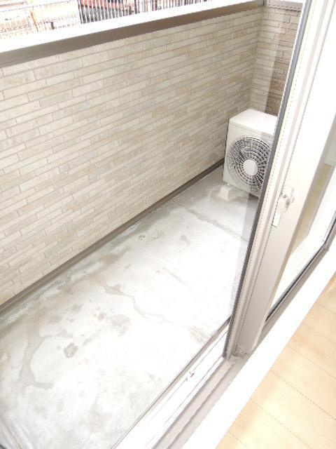 フルール・クレアⅢのバルコニー