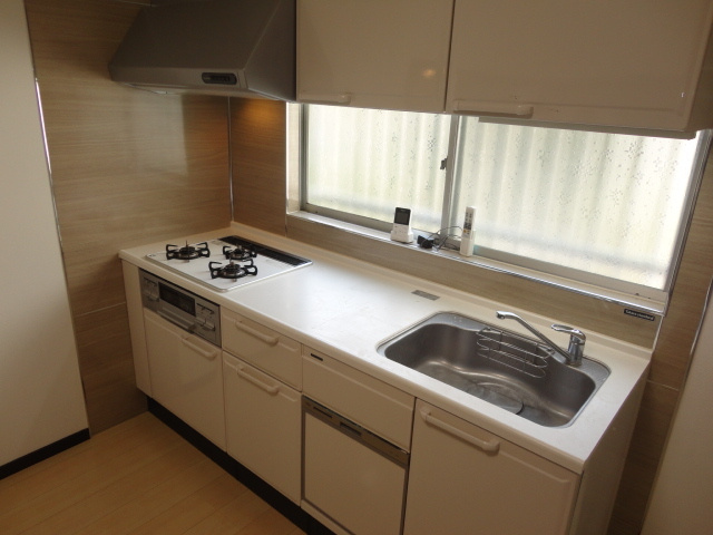 龍田三丁目戸建のキッチン