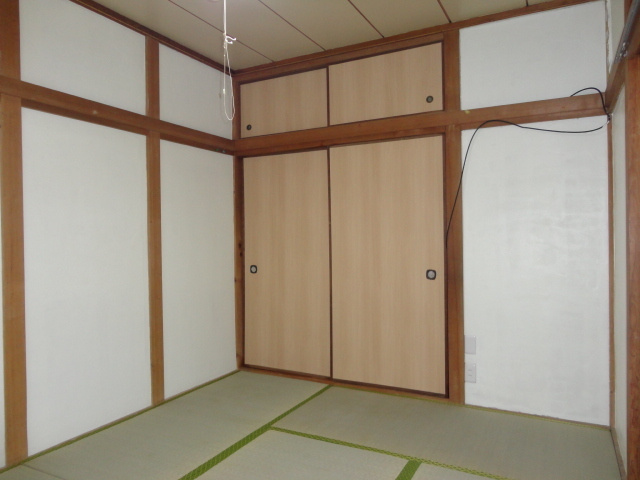 龍田三丁目戸建の居間・リビング