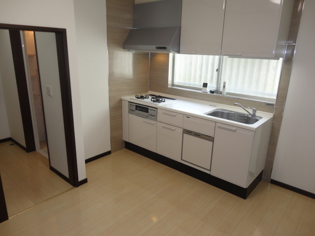 龍田三丁目戸建のキッチン