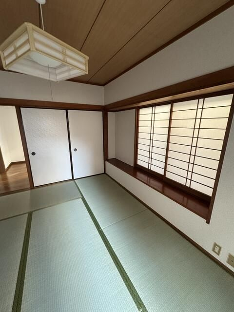 大岩貸家の寝室