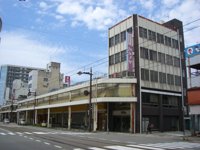 クレシアハウス大泉の周辺|ピアゴ富山西町店まで1,533ｍ