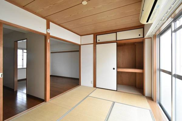 ビレッジハウス荒川2号棟の収納|ビレッジハウスの同一物件・同一タイプの間取りの写真です