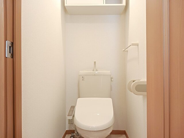フォンテーヌのトイレ|落ち着いた色調のトイレです