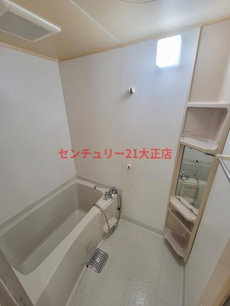 デイズハイツ港晴の浴室