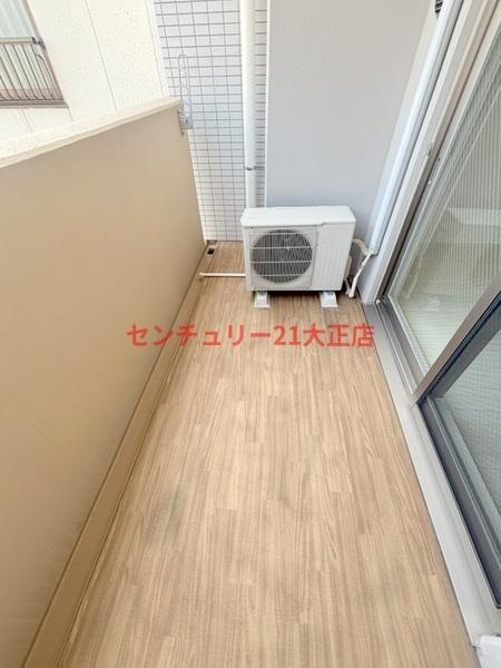 セオリー大阪ベイステージのバルコニー